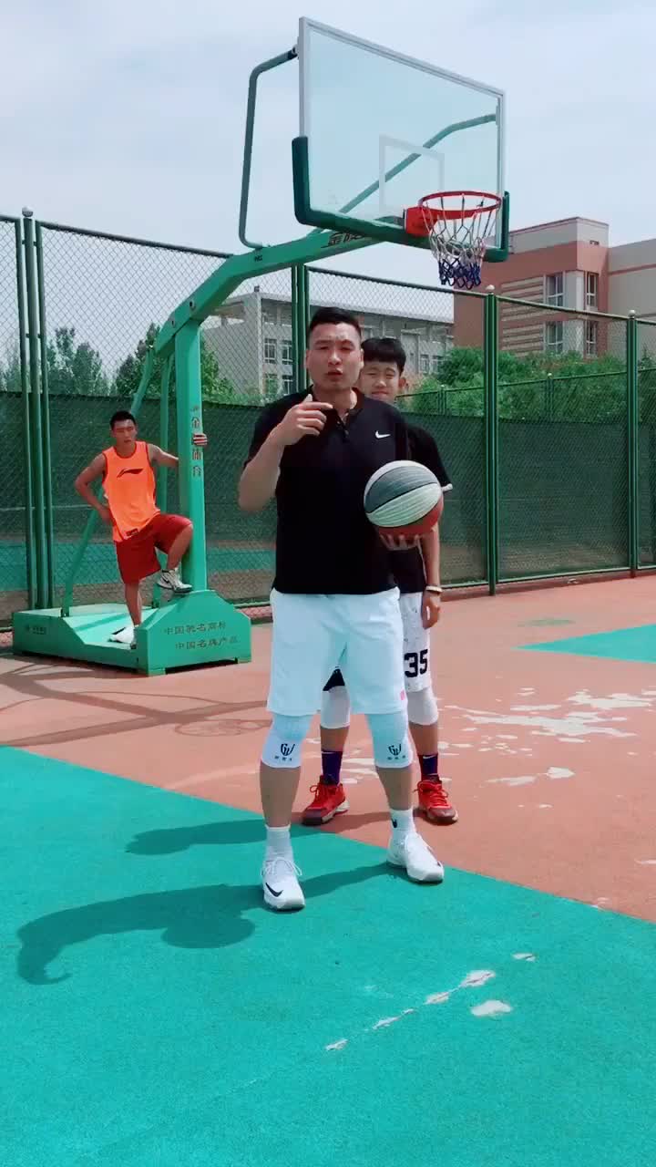 內線連續轉身技術教學之二