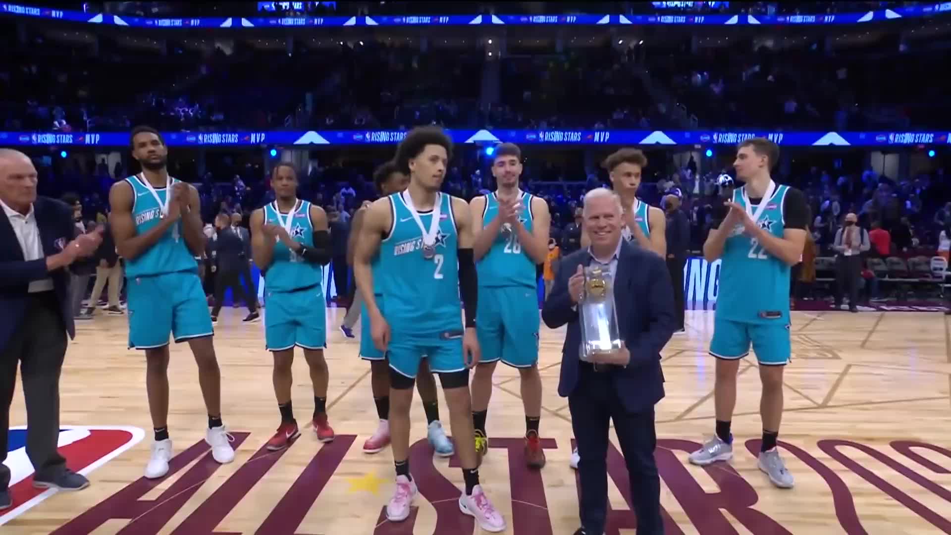 2.19賽場速遞：Cade Cunningham當選NBA新秀賽MVP！