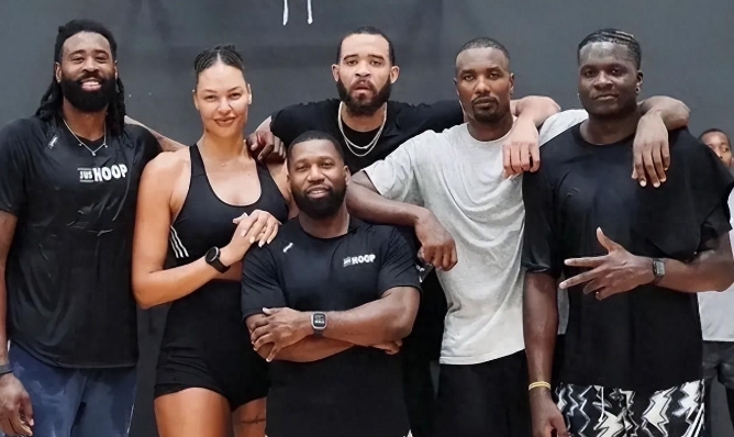 看了杜蘭特臂展，艾弗森手掌，你就明白為何NBA幾乎被黑人統治