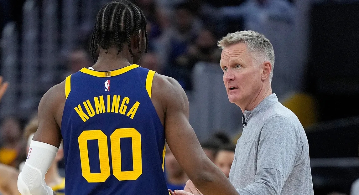 NBA / Kerr季後賽執教100勝迎里程碑！追平歷史第7人創記錄，連續3場「冷凍」庫明加恐已放棄！